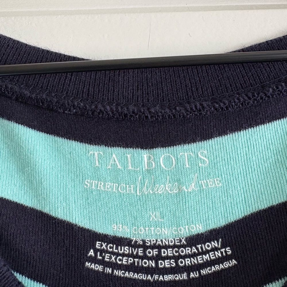 Talbots Stretch Weekend Tee Women’s Top - Picture 3 of 5